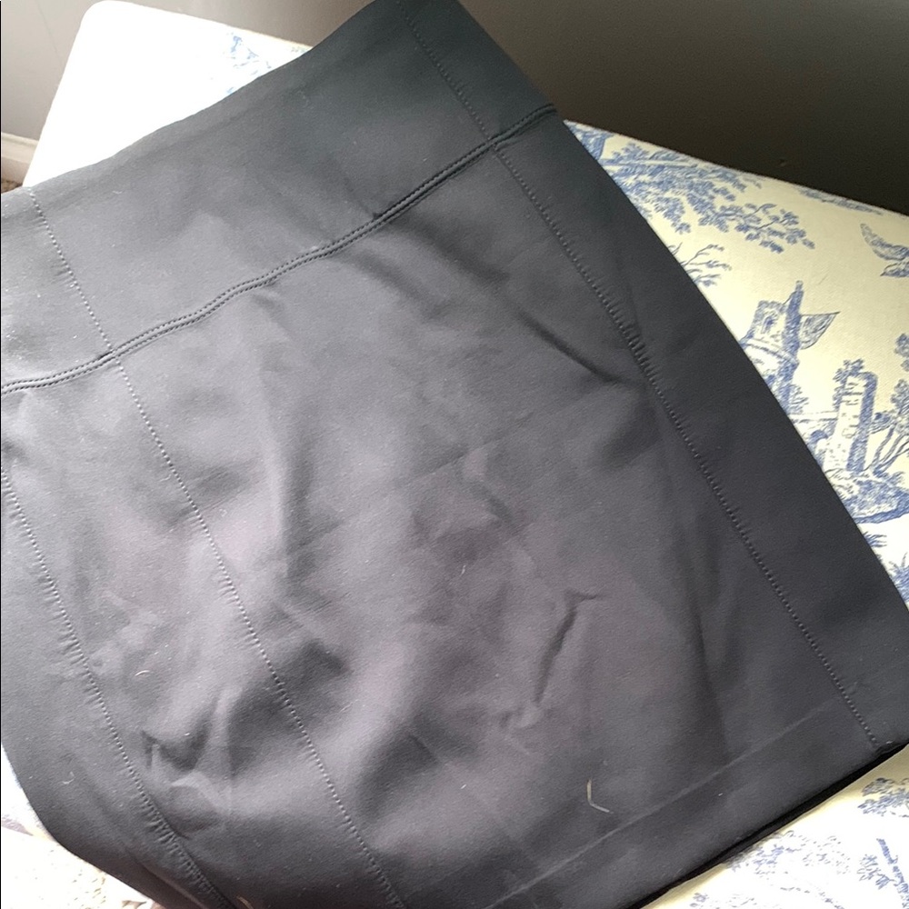 Lululemon Athletica Black Mini Pencil Skirt for Work